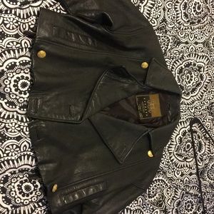 Express Cropped leather jacket.